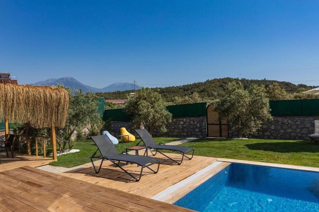 Villa Zeytin Havuzlu Jakuzili Fethiye Zewnętrze zdjęcie