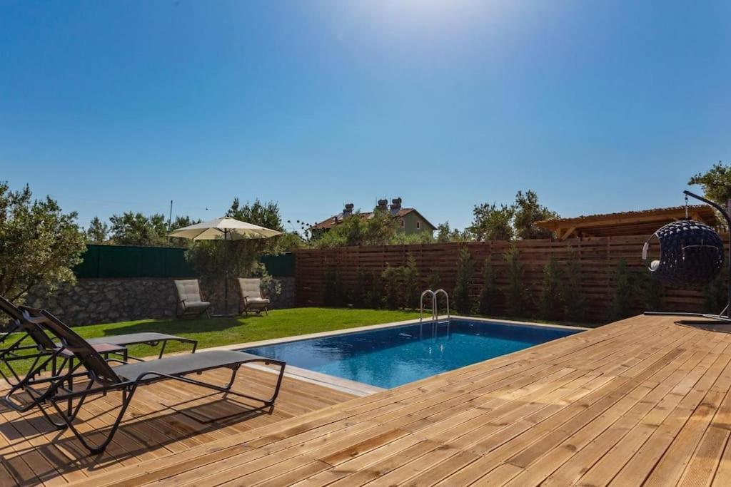 Villa Zeytin Havuzlu Jakuzili Fethiye Zewnętrze zdjęcie